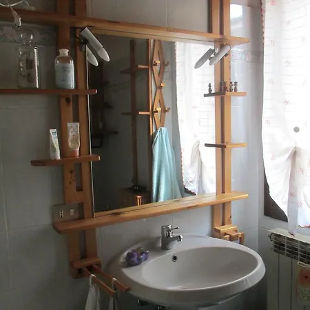 La Libellula Rossa B&B