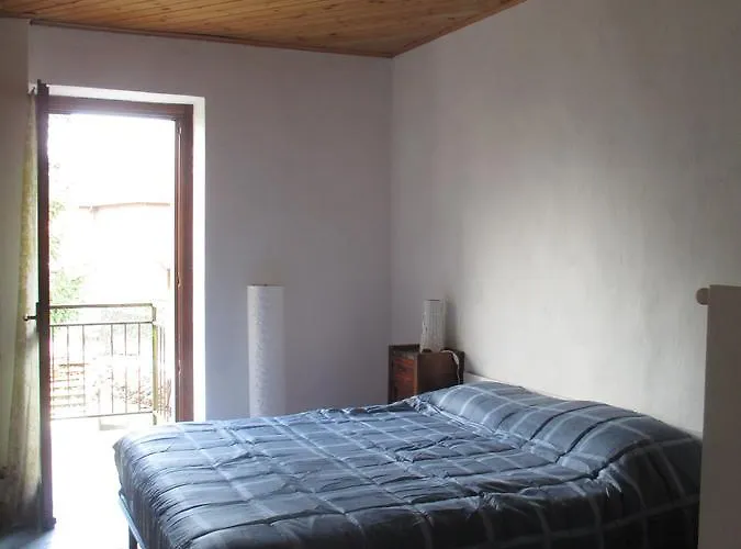 La Libellula Rossa Bed & Breakfast